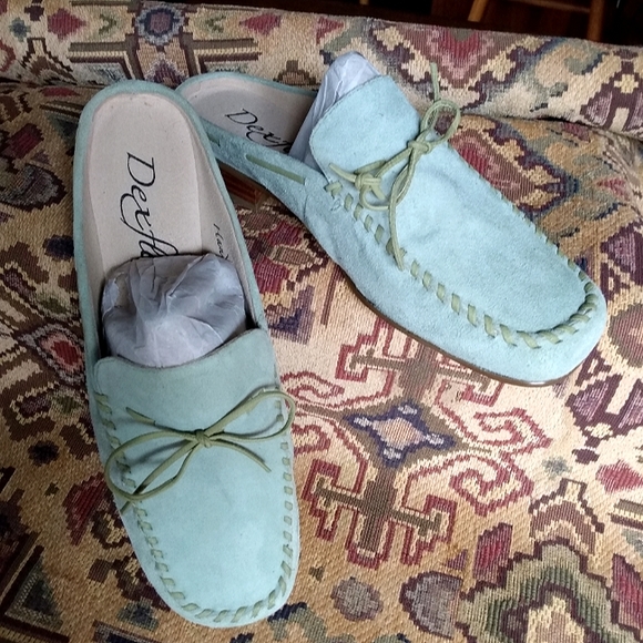 Dexter Handmade Kid Suede Moccasin Style Mules - Picture 1 of 8